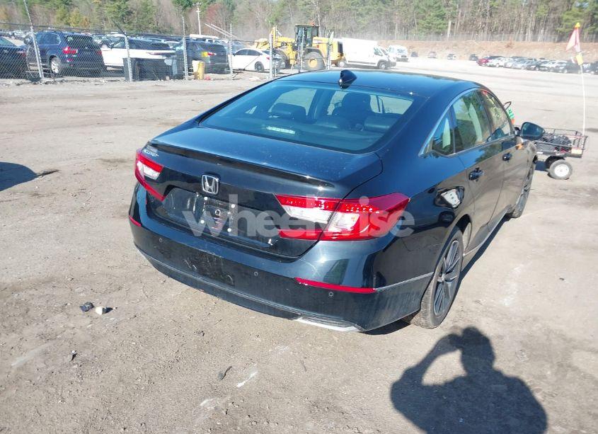 Photo 4 of 2021 Honda Accord EX-L (VIN 1HGCV1F54MA107240)