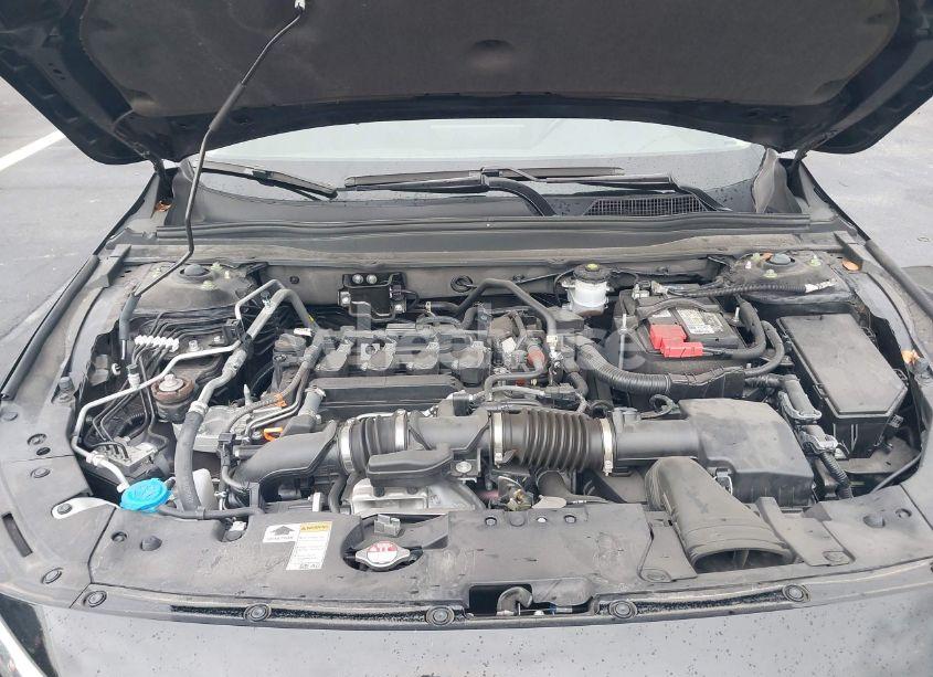 Photo 10 of 2022 Honda Accord EX-L (VIN 1HGCV1F54NA042679)