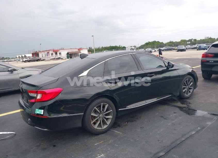 Photo 4 of 2022 Honda Accord EX-L (VIN 1HGCV1F54NA042679)