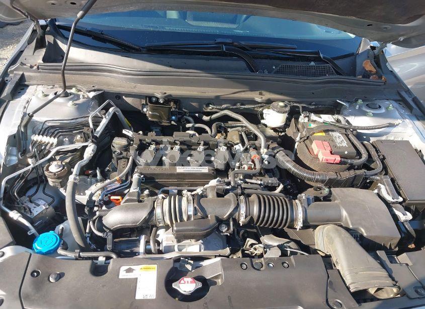 Photo 10 of 2018 Honda Accord EX-L (VIN 1HGCV1F55JA008616)