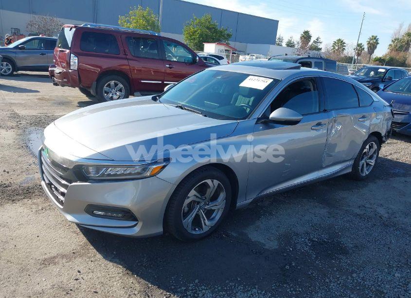 Photo 2 of 2018 Honda Accord EX-L (VIN 1HGCV1F55JA008616)