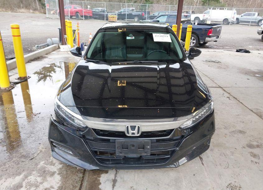 Photo 13 of 2018 Honda Accord EX-L (VIN 1HGCV1F55JA015016)