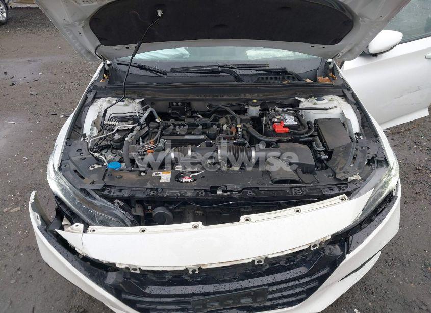 Photo 10 of 2018 Honda Accord EX-L (VIN 1HGCV1F55JA108456)