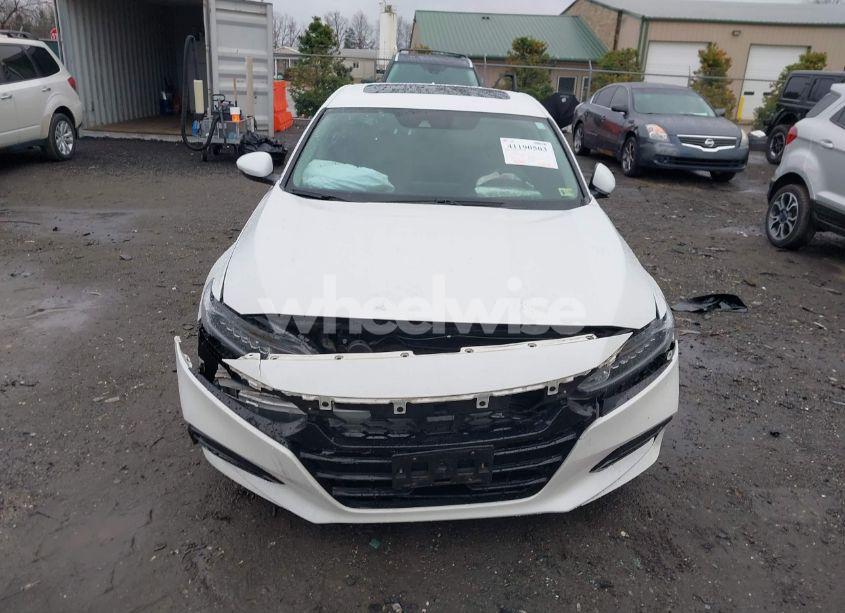 Photo 12 of 2018 Honda Accord EX-L (VIN 1HGCV1F55JA108456)