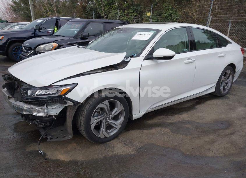 Photo 2 of 2019 Honda Accord EX-L (VIN 1HGCV1F55KA040323)