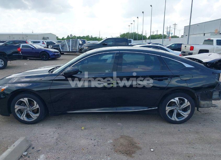 Photo 15 of 2019 Honda Accord EX-L (VIN 1HGCV1F55KA056098)