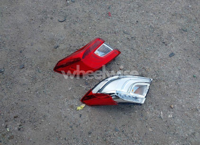 Photo 18 of 2019 Honda Accord EX-L (VIN 1HGCV1F55KA056098)