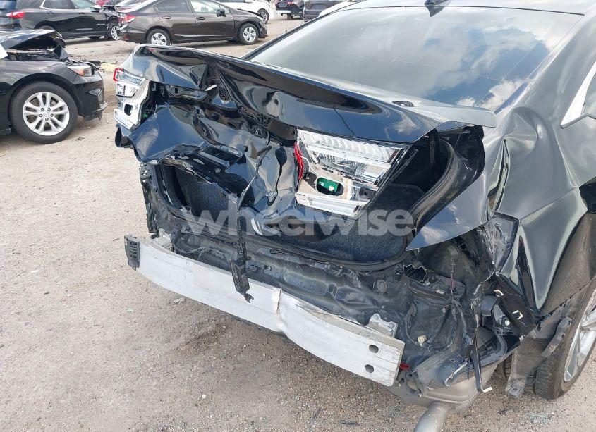 Photo 6 of 2019 Honda Accord EX-L (VIN 1HGCV1F55KA056098)