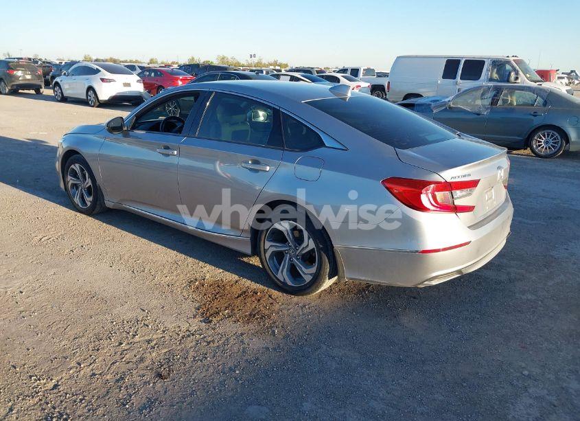 Photo 3 of 2020 Honda Accord EX-L (VIN 1HGCV1F55LA100943)