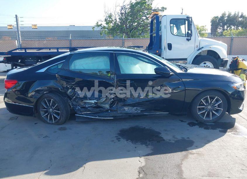 Photo 13 of 2022 Honda Accord EX-L (VIN 1HGCV1F55NA018049)