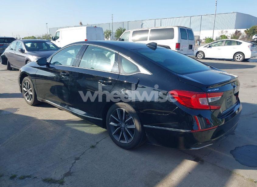 Photo 3 of 2022 Honda Accord EX-L (VIN 1HGCV1F55NA018049)