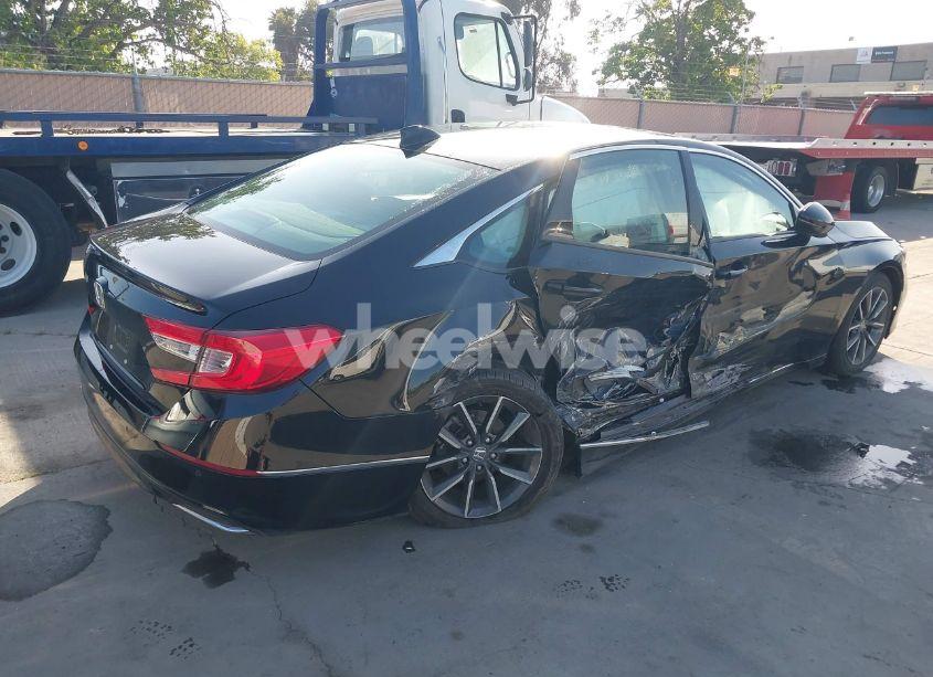 Photo 4 of 2022 Honda Accord EX-L (VIN 1HGCV1F55NA018049)