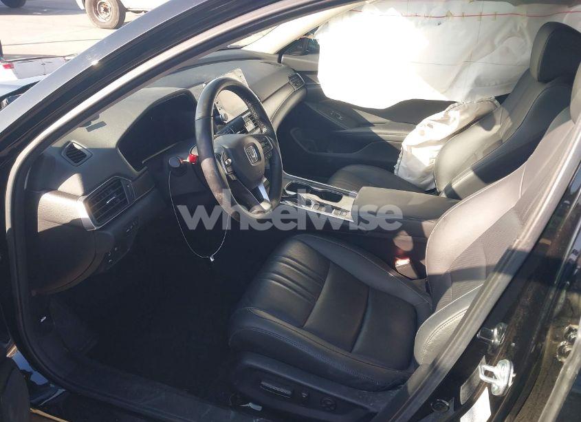 Photo 5 of 2022 Honda Accord EX-L (VIN 1HGCV1F55NA018049)