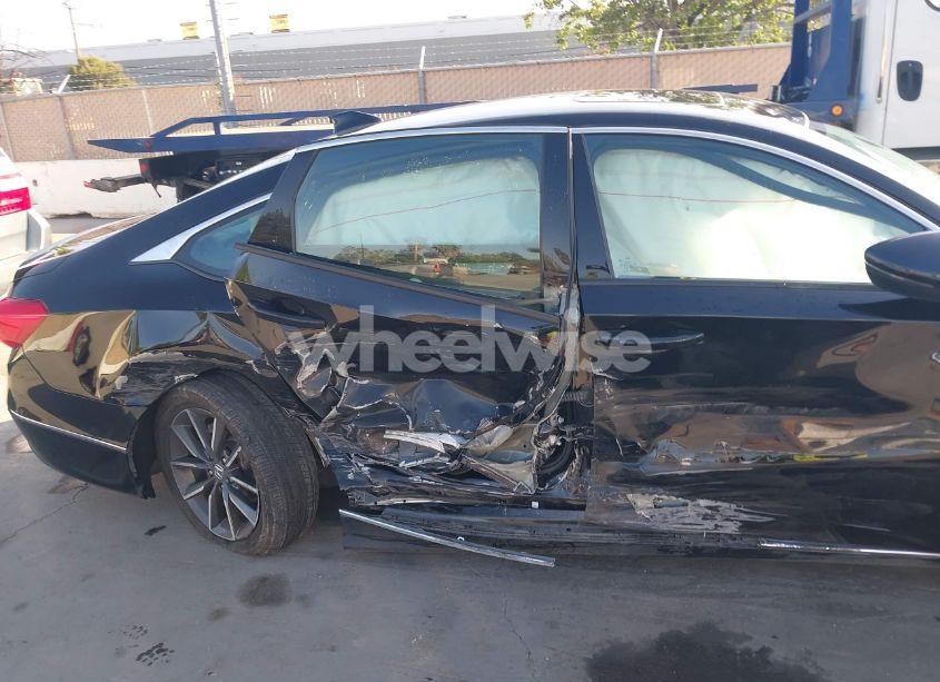 Photo 6 of 2022 Honda Accord EX-L (VIN 1HGCV1F55NA018049)