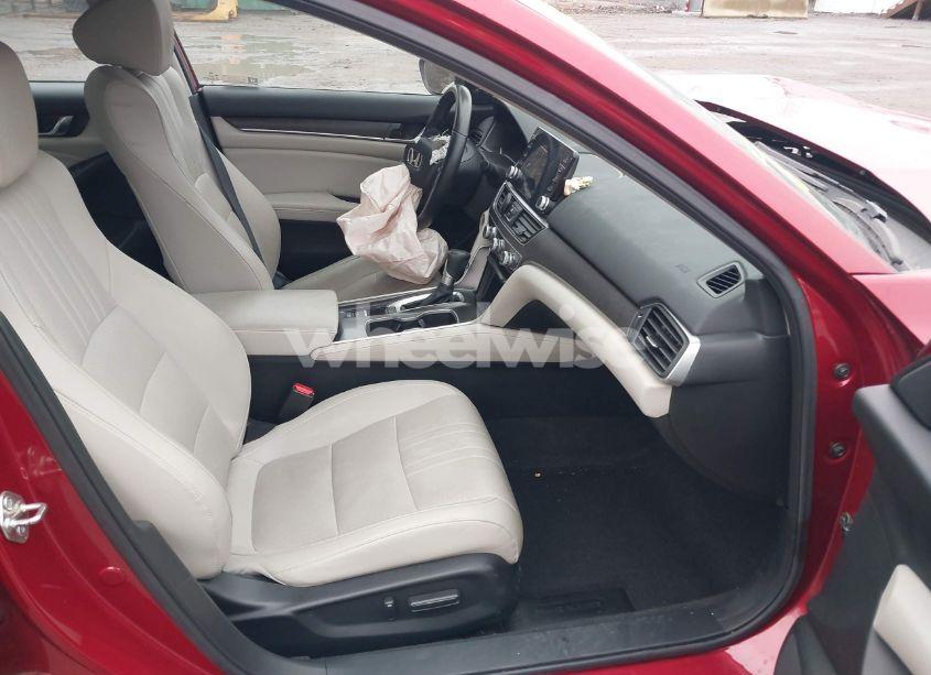 Photo 5 of 2018 Honda Accord EX-L (VIN 1HGCV1F56JA050034)