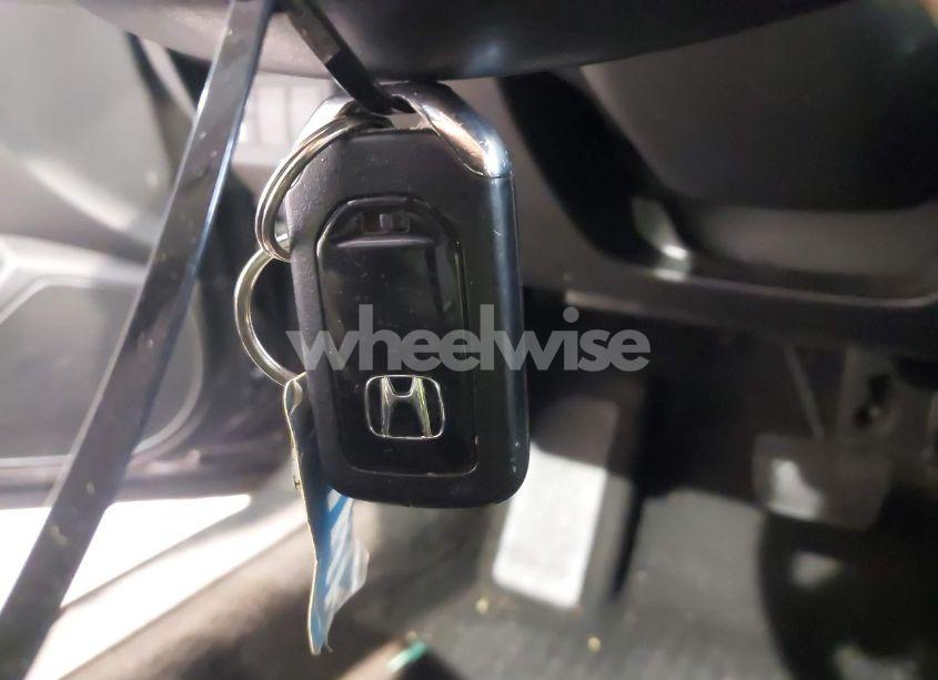 Photo 11 of 2018 Honda Accord EX-L (VIN 1HGCV1F56JA055475)