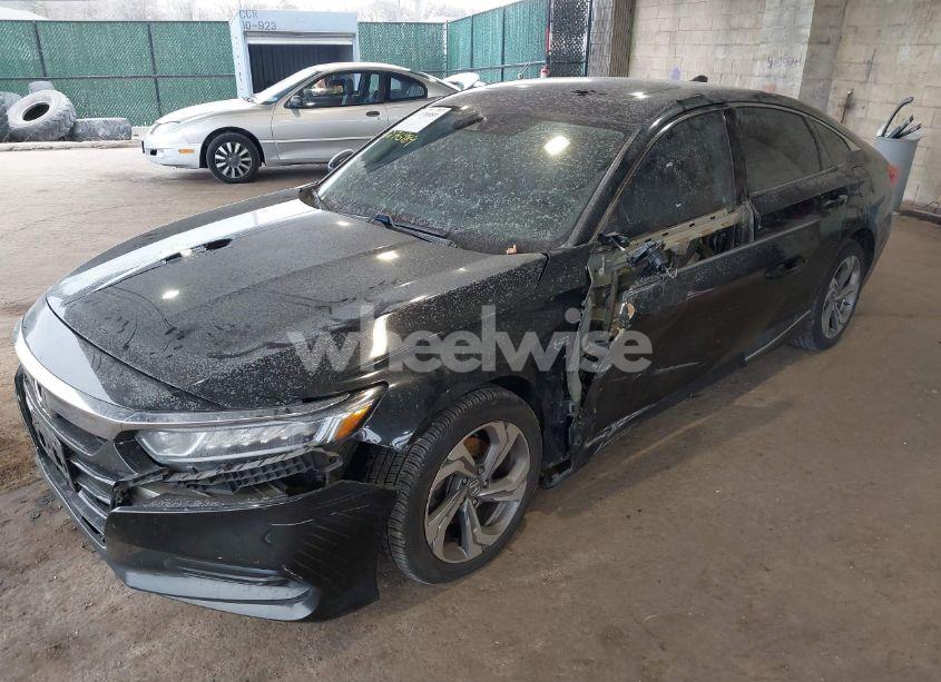 Photo 6 of 2018 Honda Accord EX-L (VIN 1HGCV1F56JA055475)