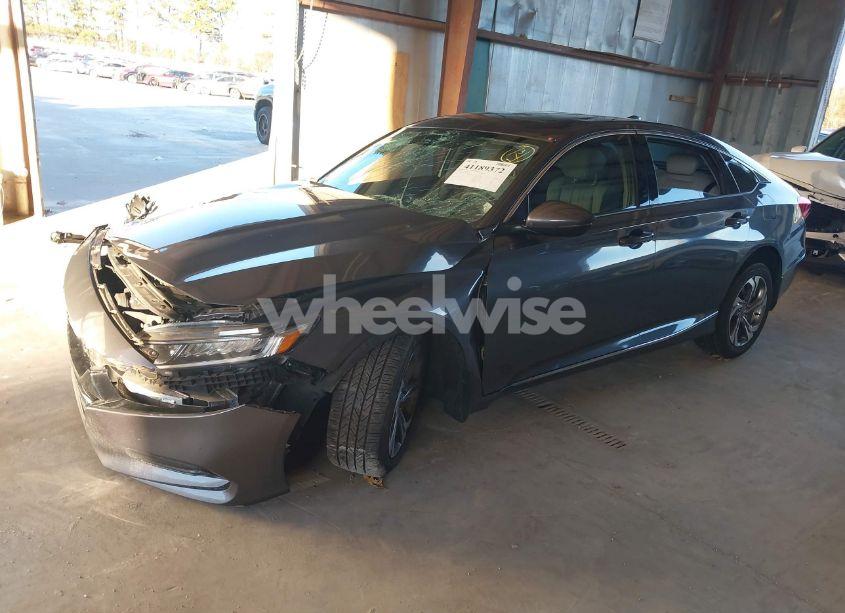 Photo 2 of 2018 Honda Accord EX-L (VIN 1HGCV1F56JA070235)