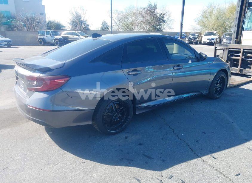 Photo 4 of 2018 Honda Accord EX-L (VIN 1HGCV1F56JA168441)