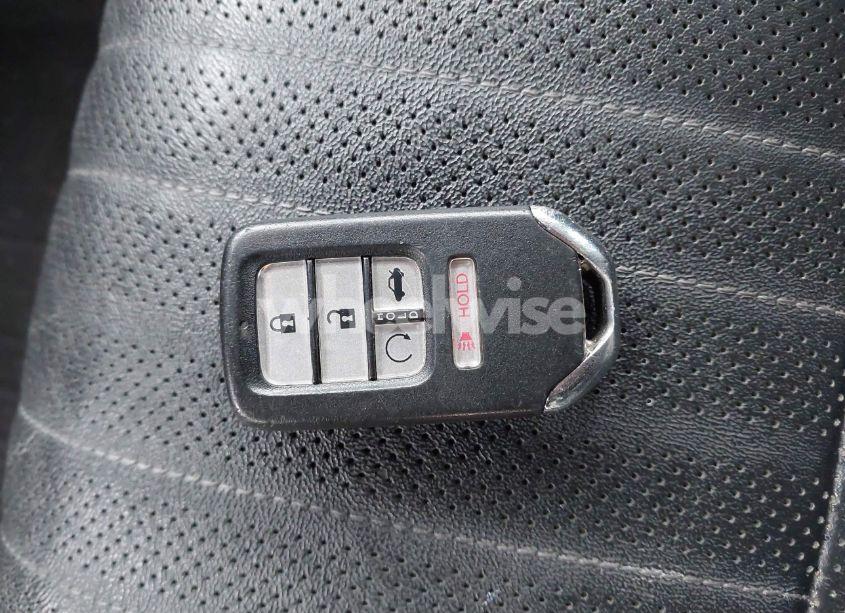 Photo 11 of 2018 Honda Accord EX-L (VIN 1HGCV1F56JA260942)