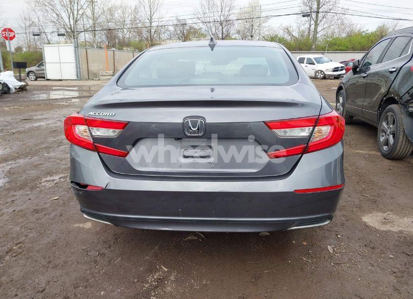 Photo 16 of 2018 Honda Accord EX-L (VIN 1HGCV1F56JA260942)