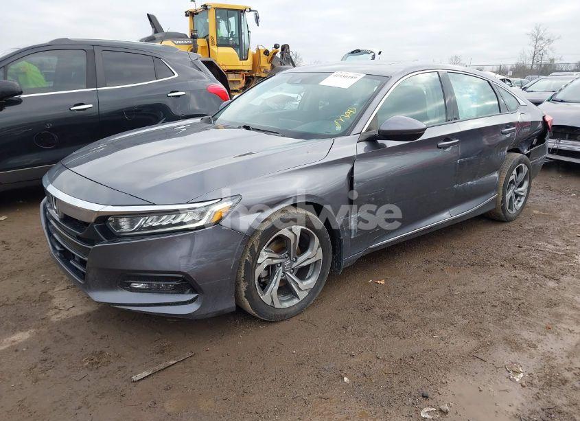 Photo 2 of 2018 Honda Accord EX-L (VIN 1HGCV1F56JA260942)
