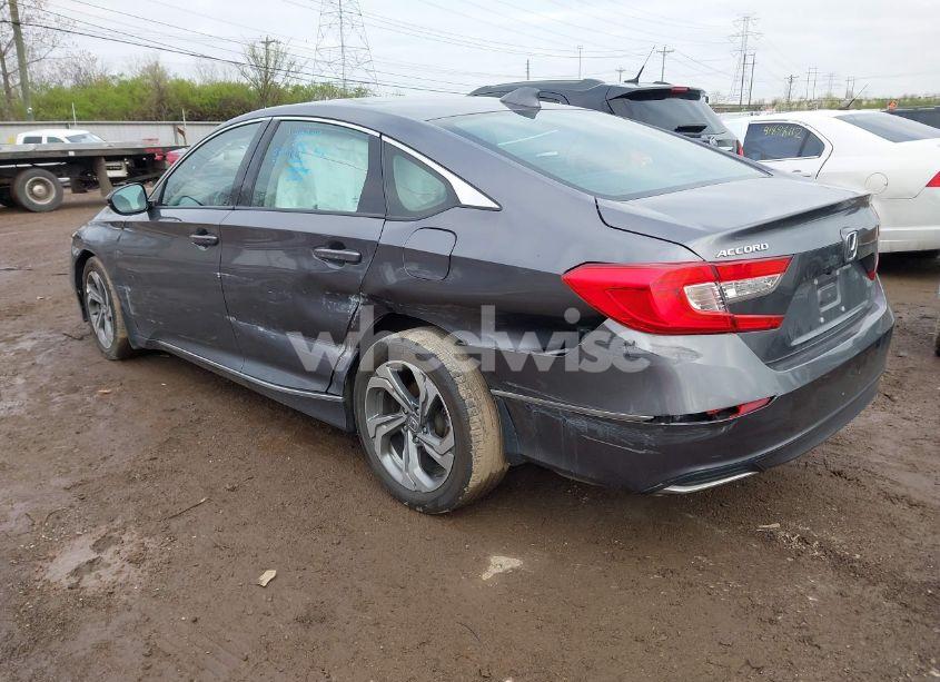 Photo 3 of 2018 Honda Accord EX-L (VIN 1HGCV1F56JA260942)