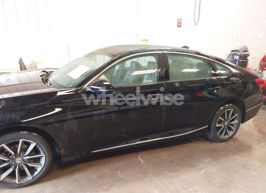 Photo 14 of 2022 Honda Accord EX-L (VIN 1HGCV1F56NA049214)