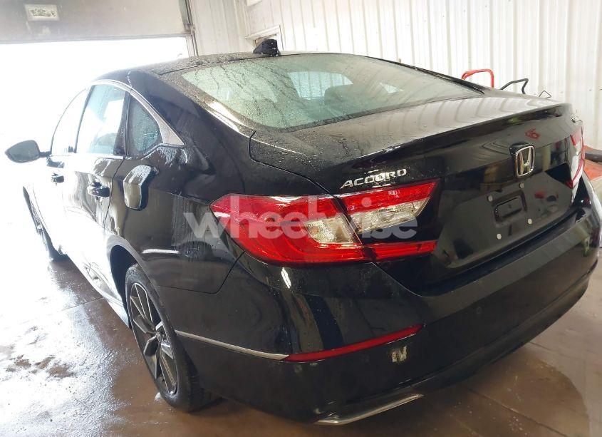 Photo 3 of 2022 Honda Accord EX-L (VIN 1HGCV1F56NA049214)