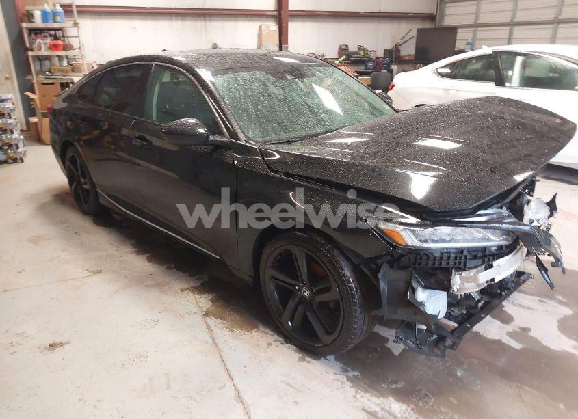 2018 Honda Accord EX-L (VIN 1HGCV1F57JA001456) main photo