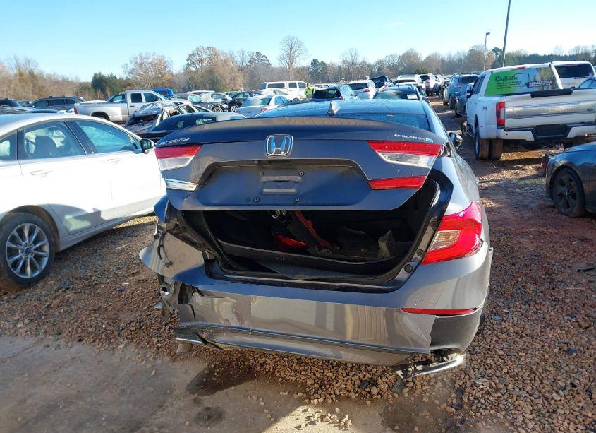 Photo 17 of 2018 Honda Accord EX-L (VIN 1HGCV1F57JA234298)