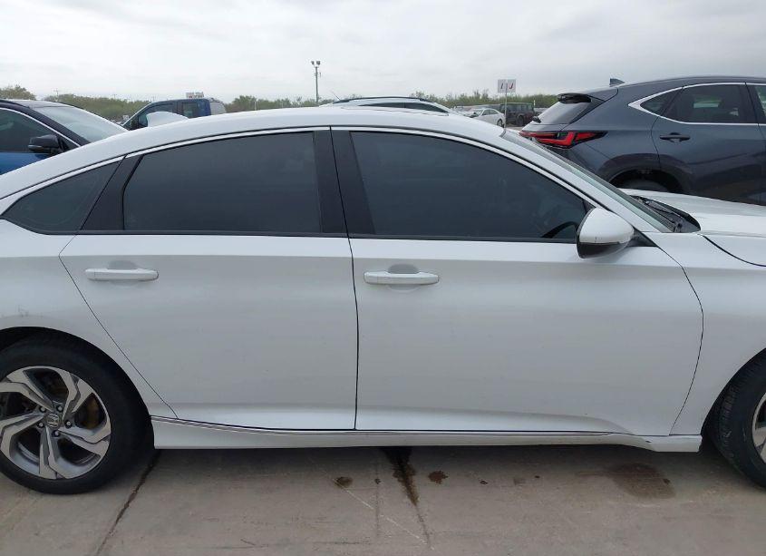 Photo 14 of 2018 Honda Accord EX-L (VIN 1HGCV1F57JA239257)