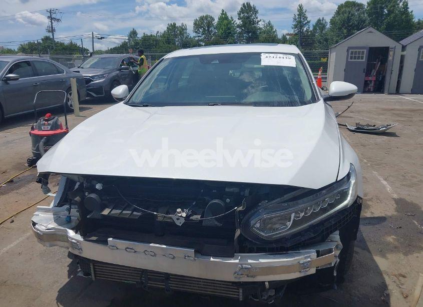 Photo 12 of 2019 Honda Accord EX-L (VIN 1HGCV1F57KA004052)