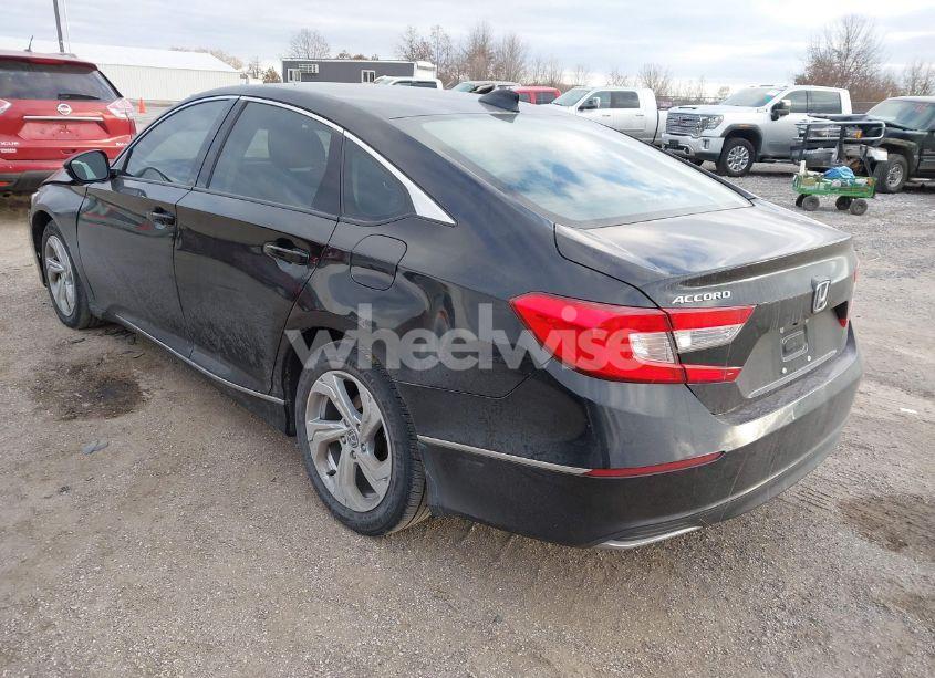 Photo 3 of 2019 Honda Accord EX-L (VIN 1HGCV1F57KA096179)
