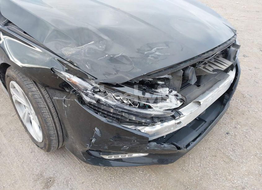 Photo 6 of 2019 Honda Accord EX-L (VIN 1HGCV1F57KA096179)