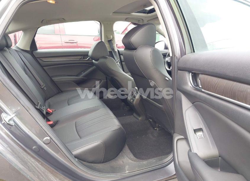 Photo 8 of 2021 Honda Accord EX-L (VIN 1HGCV1F57MA005172)