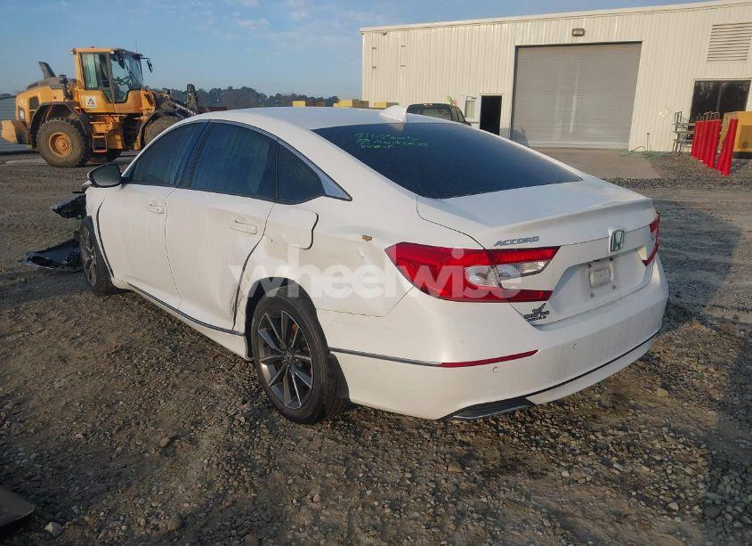Photo 3 of 2021 Honda Accord EX-L (VIN 1HGCV1F57MA084262)