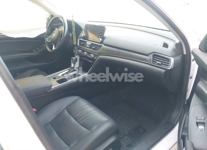 Photo 5 of 2021 Honda Accord EX-L (VIN 1HGCV1F57MA084262)