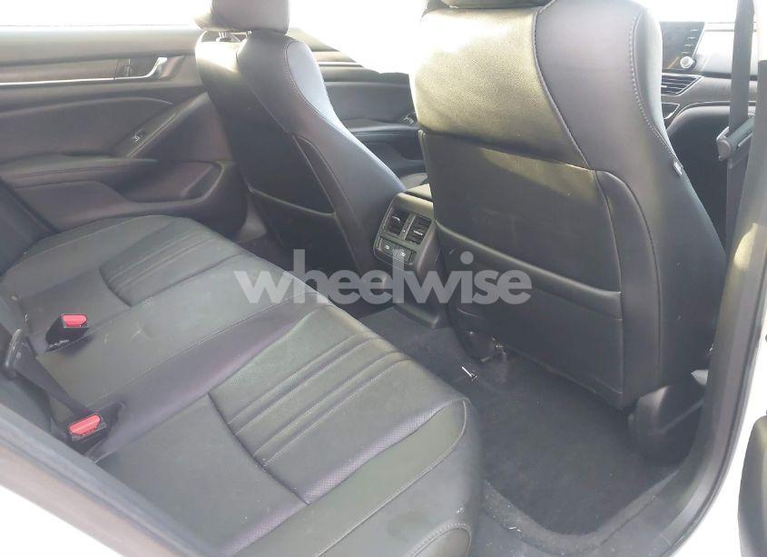 Photo 8 of 2021 Honda Accord EX-L (VIN 1HGCV1F57MA084262)