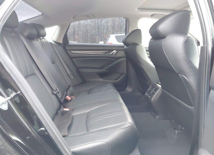 Photo 8 of 2021 Honda Accord EX-L (VIN 1HGCV1F57MA118460)
