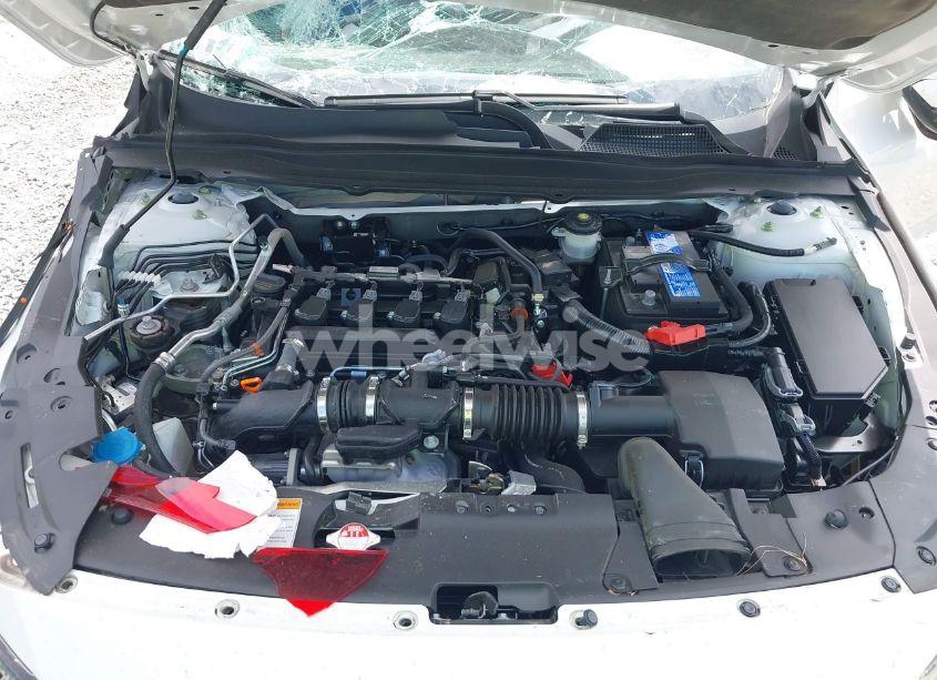 Photo 10 of 2022 Honda Accord EX-L (VIN 1HGCV1F57NA055071)