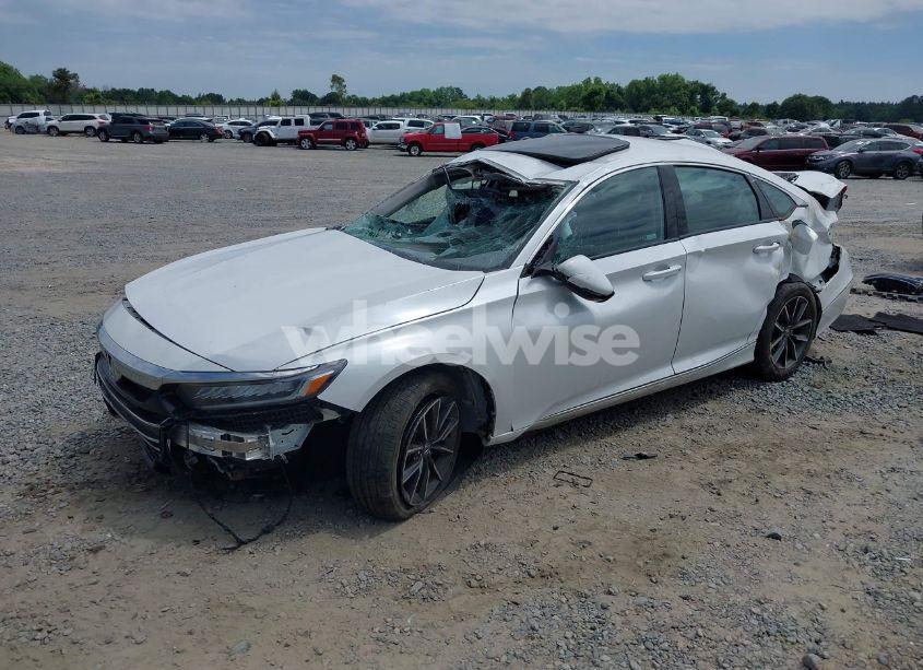 Photo 2 of 2022 Honda Accord EX-L (VIN 1HGCV1F57NA055071)