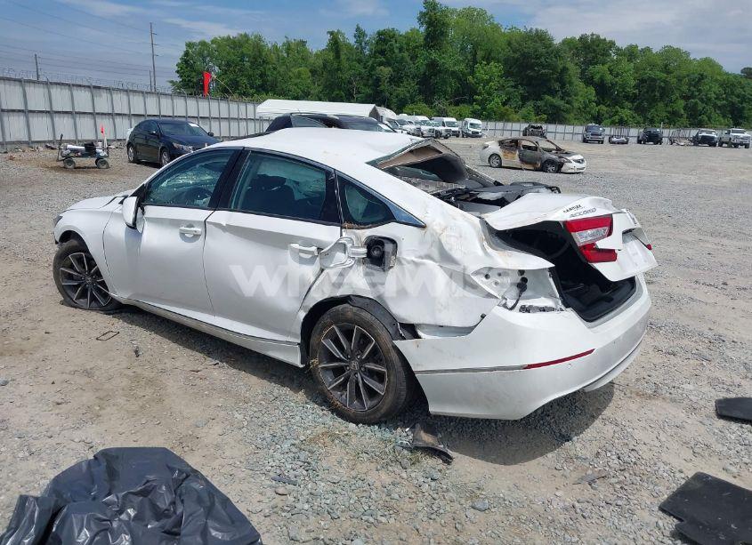 Photo 3 of 2022 Honda Accord EX-L (VIN 1HGCV1F57NA055071)