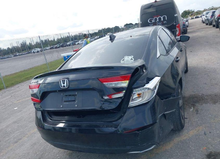 Photo 17 of 2018 Honda Accord EX-L (VIN 1HGCV1F58JA073816)