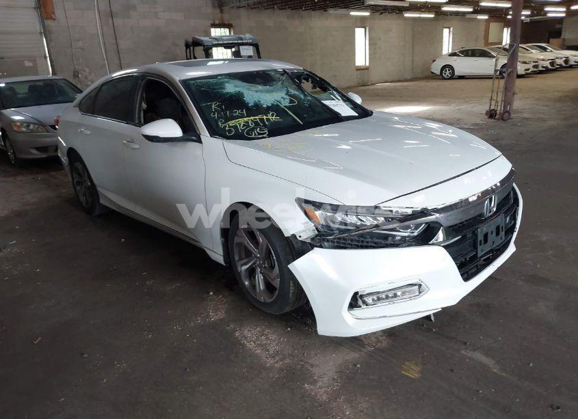 2018 Honda Accord EX-L (VIN 1HGCV1F58JA079700) main photo