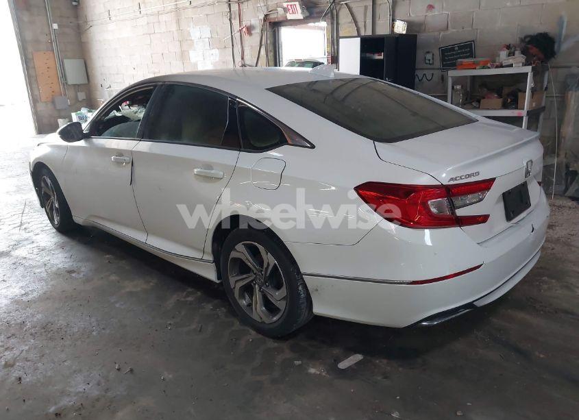 Photo 3 of 2018 Honda Accord EX-L (VIN 1HGCV1F58JA079700)