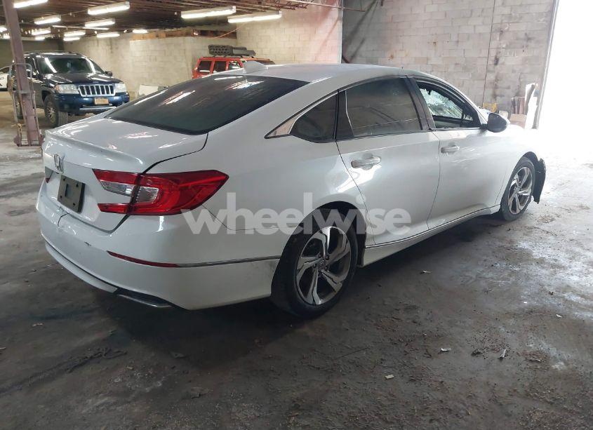 Photo 4 of 2018 Honda Accord EX-L (VIN 1HGCV1F58JA079700)