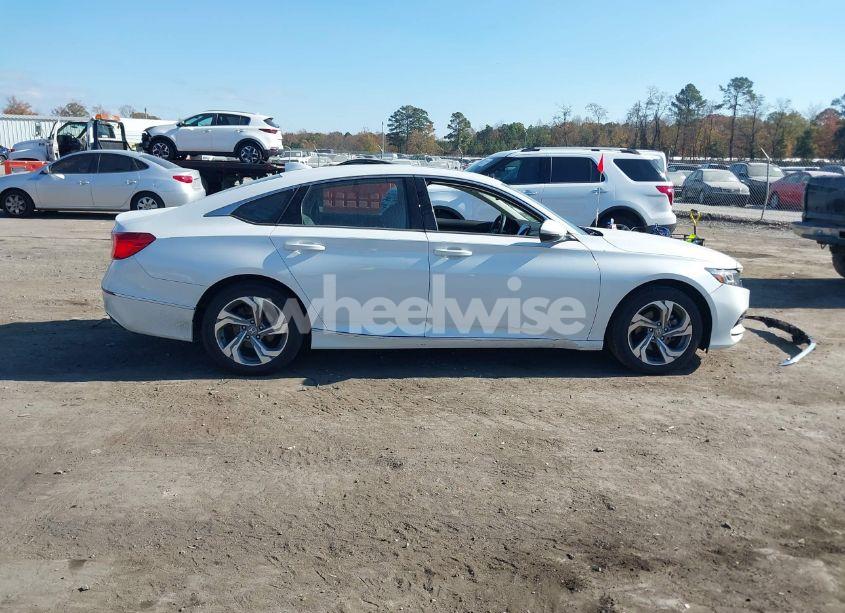 Photo 13 of 2018 Honda Accord EX-L (VIN 1HGCV1F58JA114039)