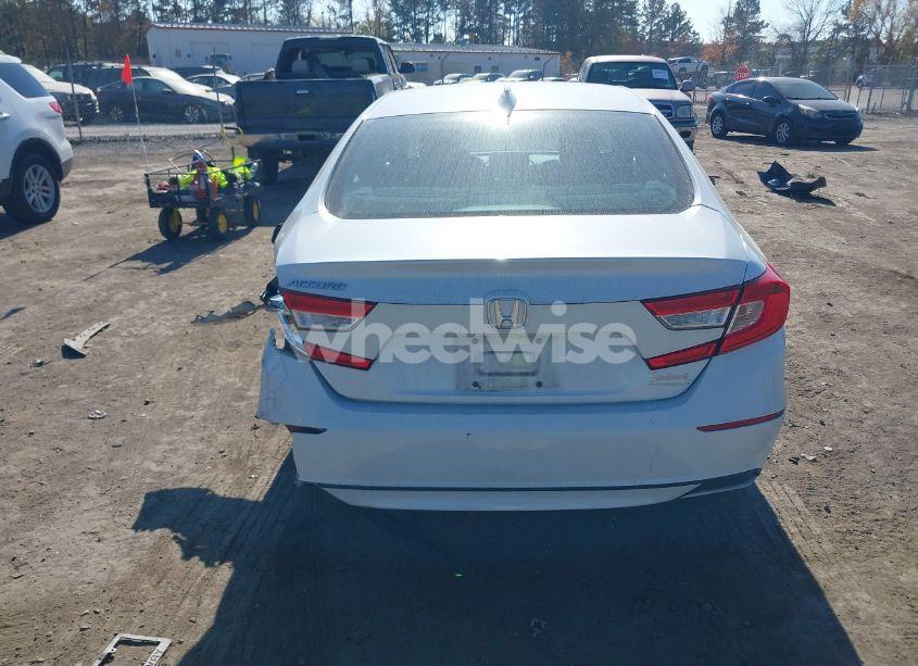 Photo 16 of 2018 Honda Accord EX-L (VIN 1HGCV1F58JA114039)