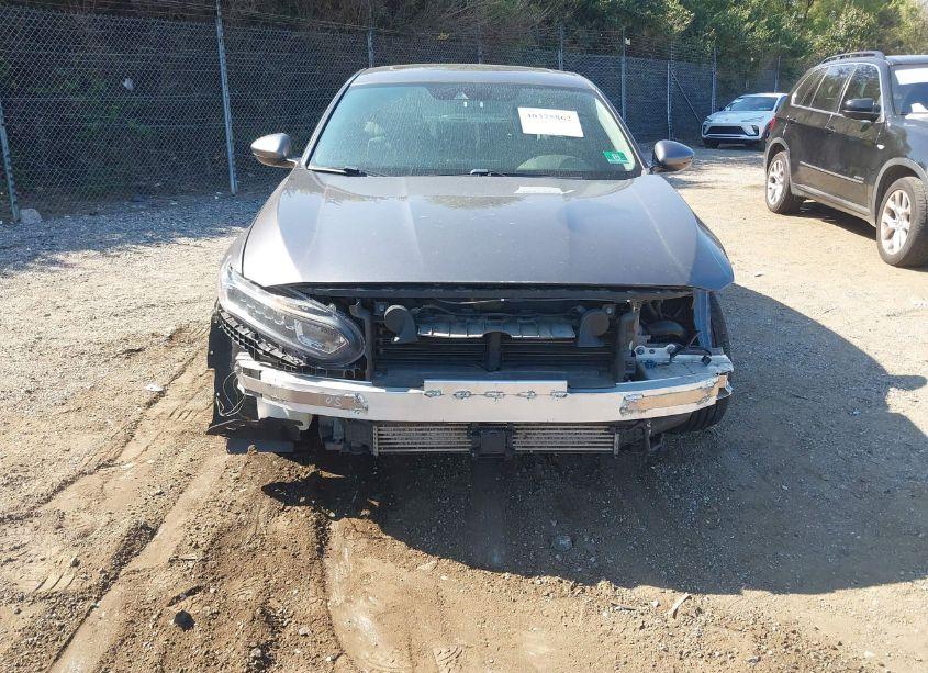 Photo 13 of 2018 Honda Accord EX-L (VIN 1HGCV1F58JA127714)